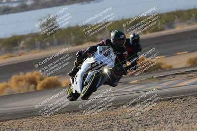 media/Dec-18-2022-SoCal Trackdays (Sun) [[8099a50955]]/Turn 14 (940am)/